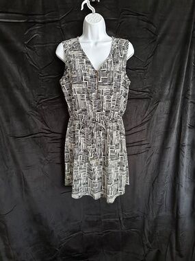 MPH collection, black & white geometric pattern, sleeveless dress, sz PL